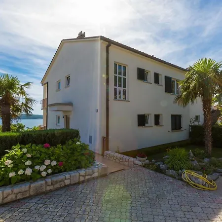 Nella 1 - Hr-01829-01 By Interhome * Crikvenica